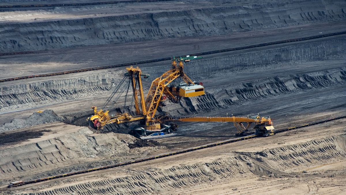 Uhelné komise nejsou potřeba. Těžba uhlí umírá na nedostatek peněz